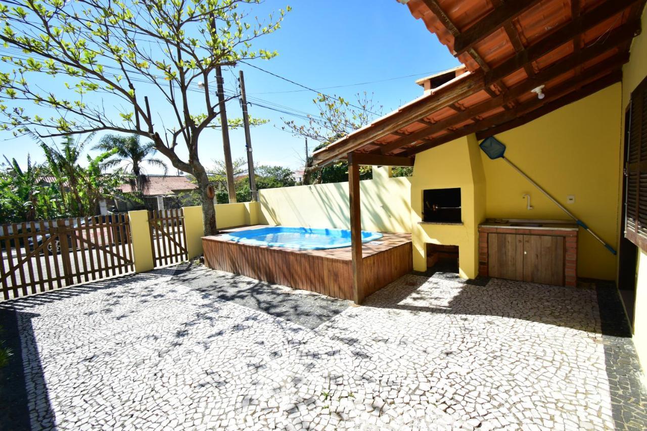 Casa Canela, 450 Mts Da Praia De Mariscal. Bombinhas Eksteriør billede